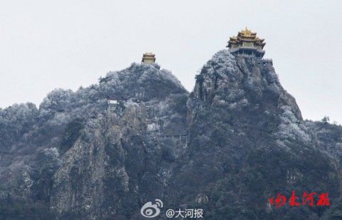 河南老君山迎来降雪。（来源：大河报）